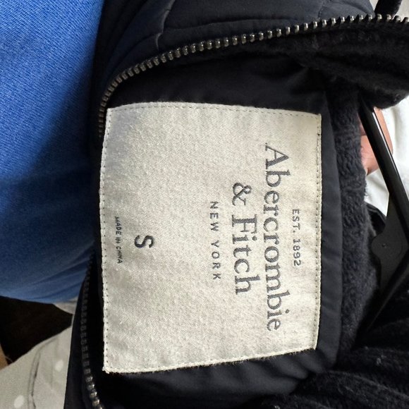 Heavy Weight Winter Jacket - Picture 4 of 5